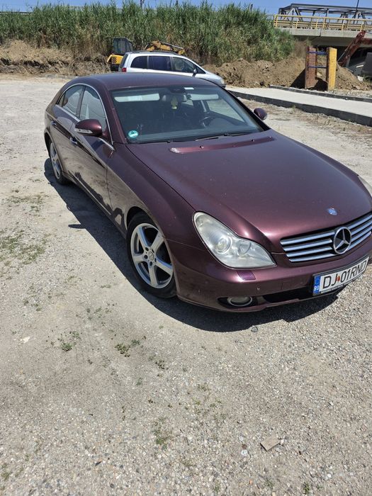 Mercedes 320 cls 2007  265000km în stare bună de funcționare cutie viteze automata  funcționează foarte bine  mașina poate fi testată  merge bine