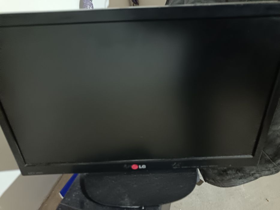 Продам монитор lg