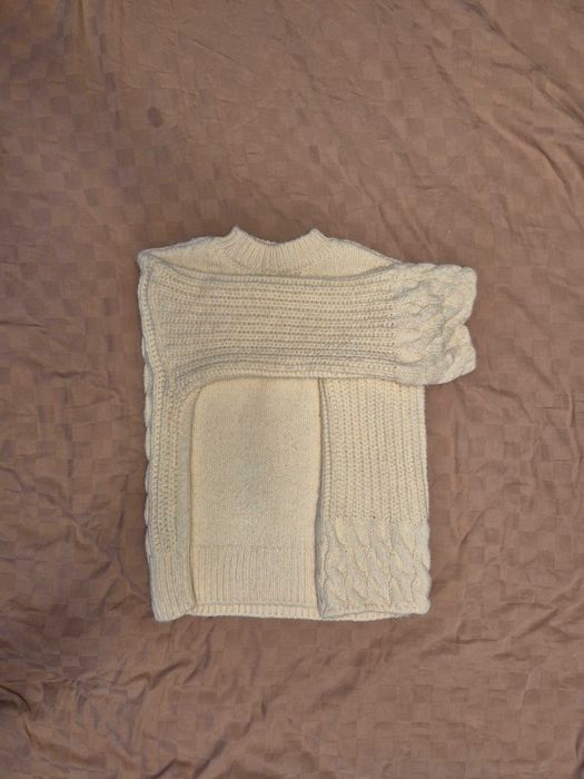 Дамски плътни пуловери