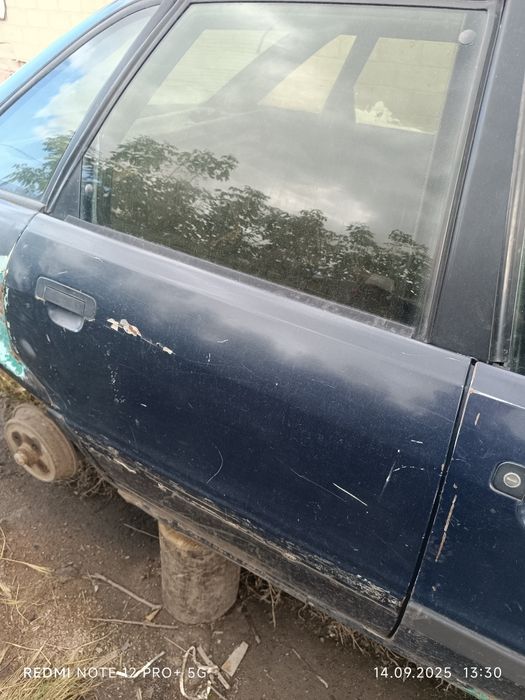 Продам на Ауди 80 б 3