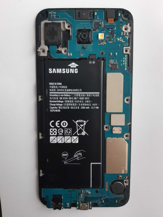 Samsung Galaxy J6+ и J4+ за части