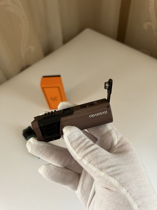 Запалка за пури – 4 турбо пламъка, пънч, 2 цвята