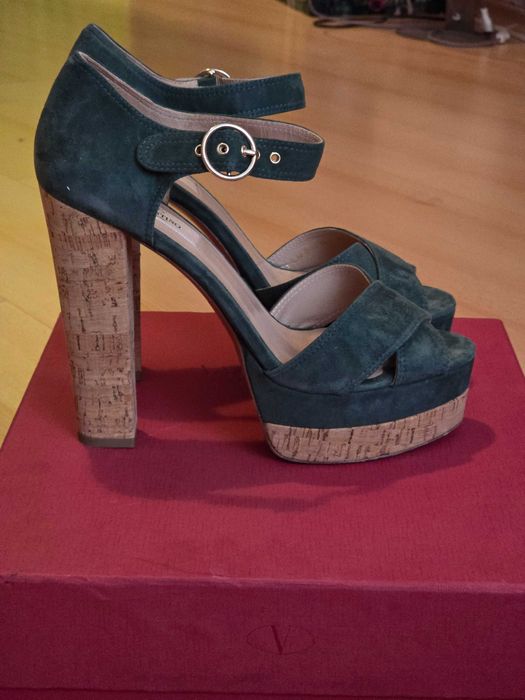 Valentino Garavani оригинални дамски сандали