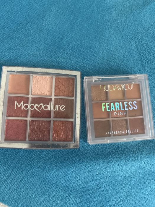 продам две палетки для век