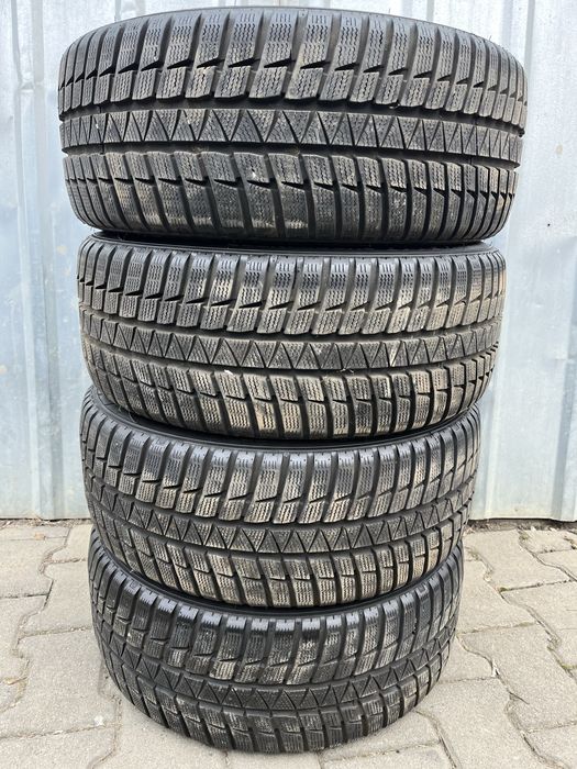 Vand 4 anvelope iarna 215/45 R16 Falken, STARE NOUA! 7mm profil ramas!