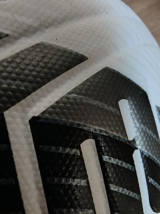 Топки на Nike Academy 23/24 и Adidas Predator