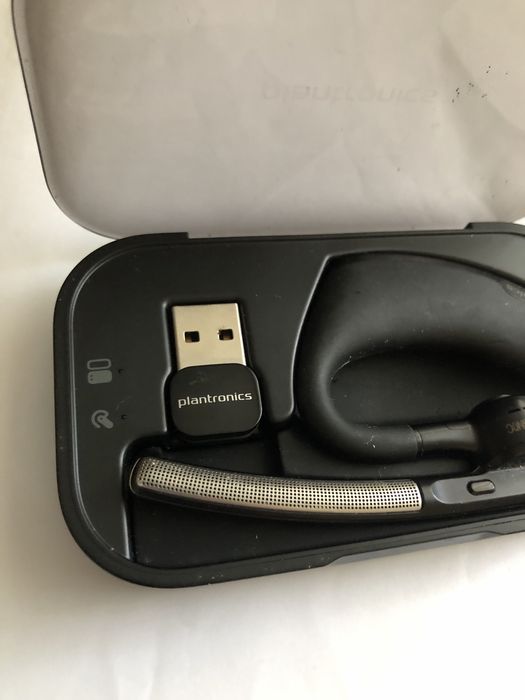 Casca Plantronics Voyager Legend +dock portabil, Caller ID, 7h