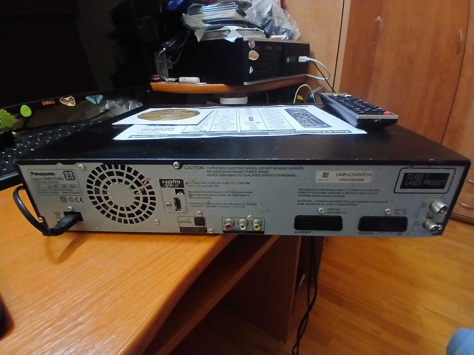 panasonic dmr-ez49v (dvd recorder-video recorder vhs) hifi stereo,hdmi, telecomanda,rezervat