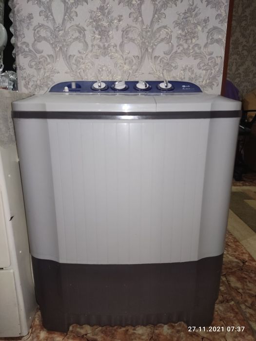 Продам стиральную машину LG