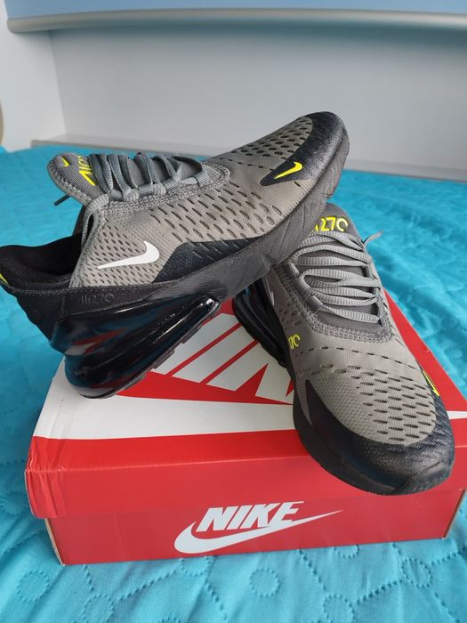 Намалена цена на маратонки Найк.