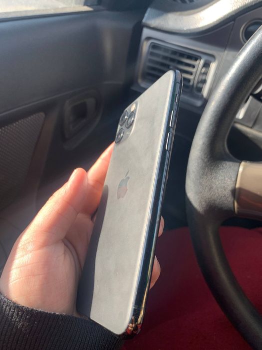 Iphone 11 pro 256 gb akb 66%