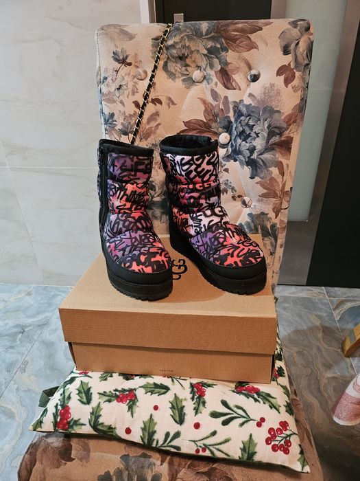 Ugg Graffity Limited Edition