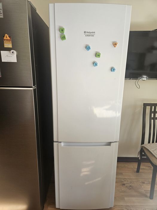 Холодильник Ariston