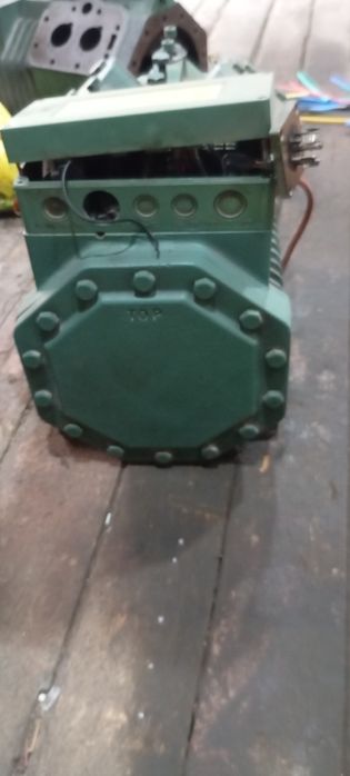 Компрессор холодильный