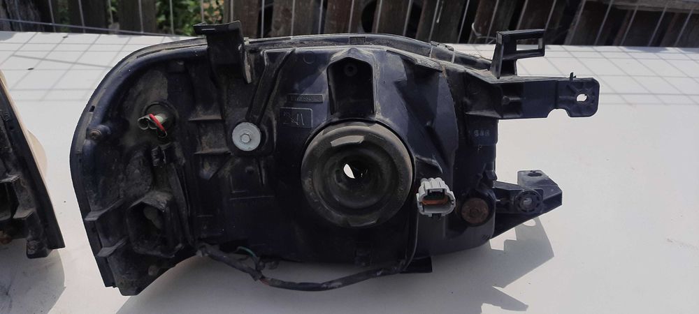 2 FARURI Nissan NAVARA cod 100-24810 LH/2002 - 2013/ Tel - O76134743O