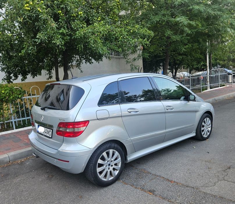 Mercedes B class