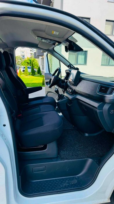 Renault Trafic 2025 – Practic nou
