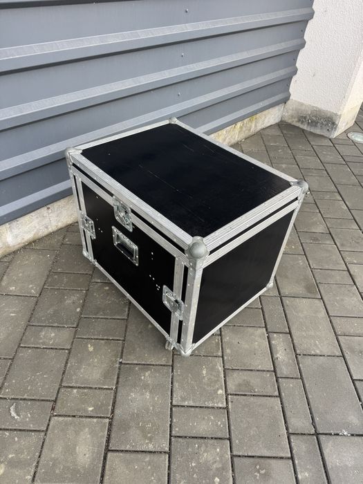 Rack- flight case 6U