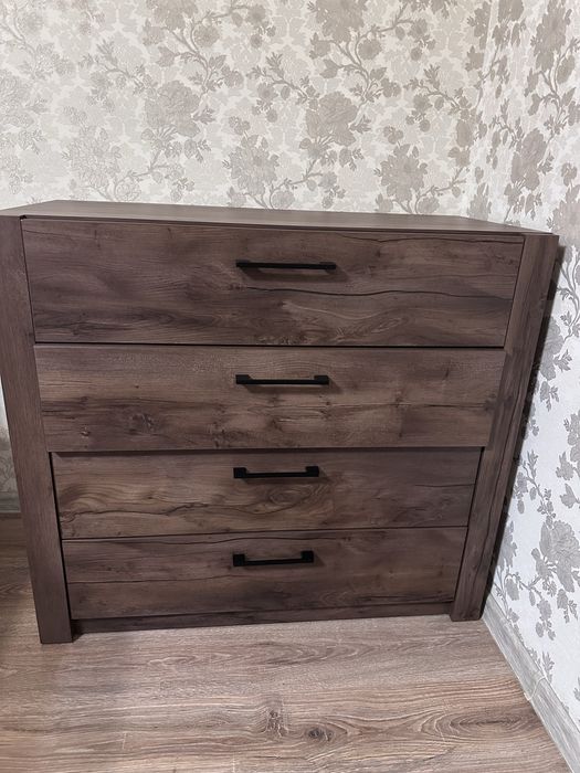 Продам комод в отличном состоянии