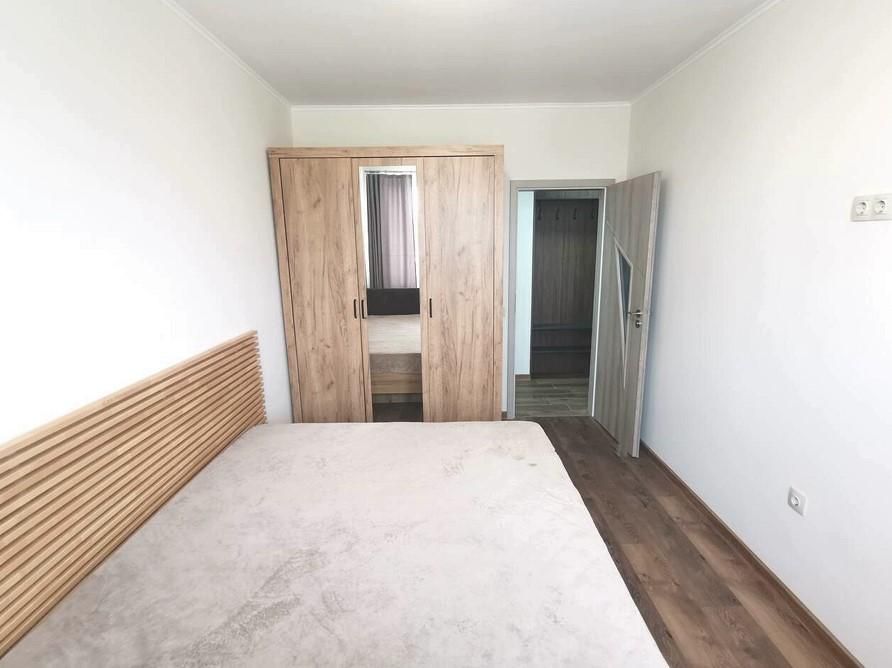 Дава се под наем Тристаен апартамент в Бургас, Зорница - 60 кв.м за 816 € - Снимка #5