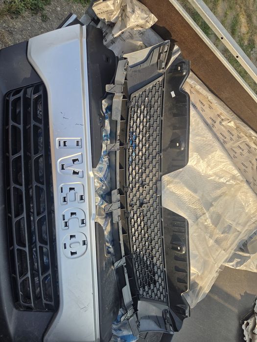 Grila fata iveco daily 2011 /2014
