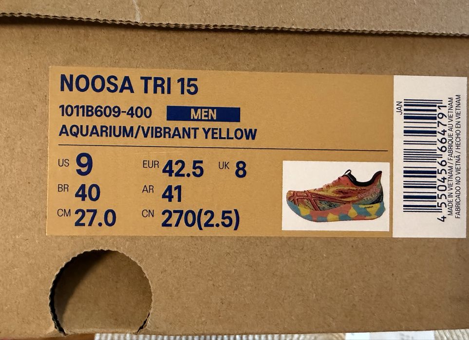 Маратонки Asics, чисто нови !!!