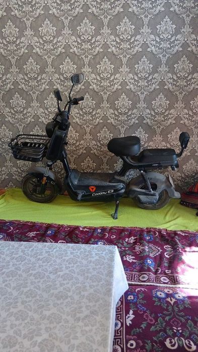 Yadea cooljoy skuter