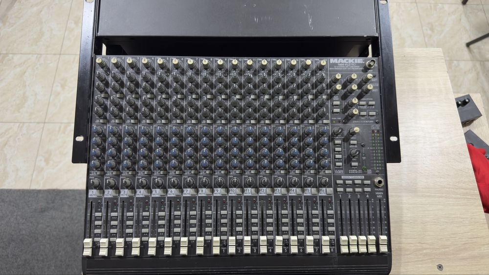 Микшерный пульт mackie 1604-vlz pro, микшер 16-канальный