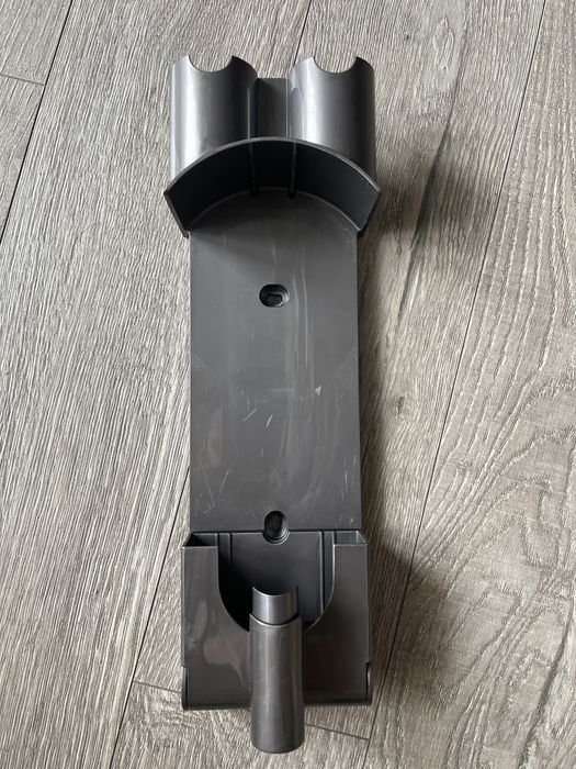 Стойка за Dyson V7 V8