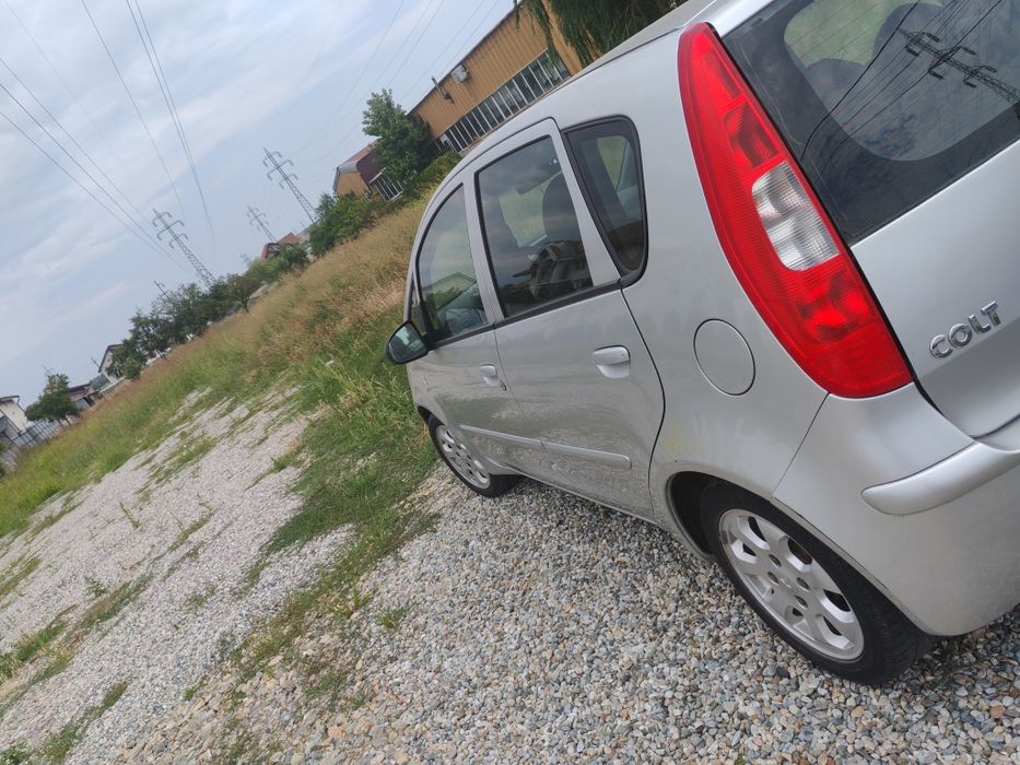 Mitsubishi colt benzina