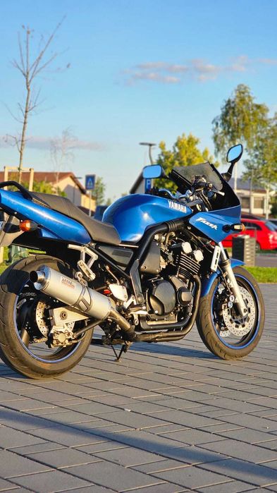 Yamaha FZS 600 Fazer
