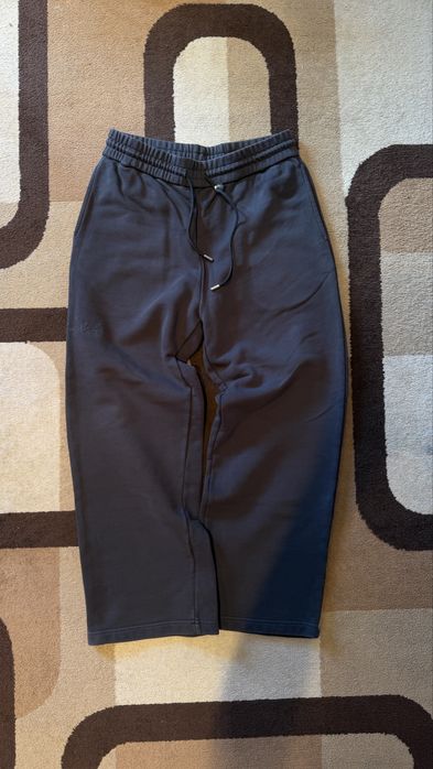 Pantaloni baggy