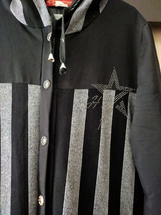 Ветровка и кардиган