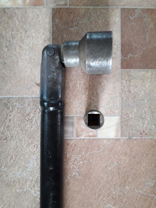 Головка 48, вороток