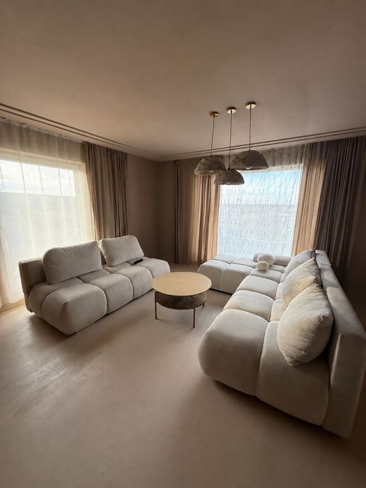 Vand casa coltau