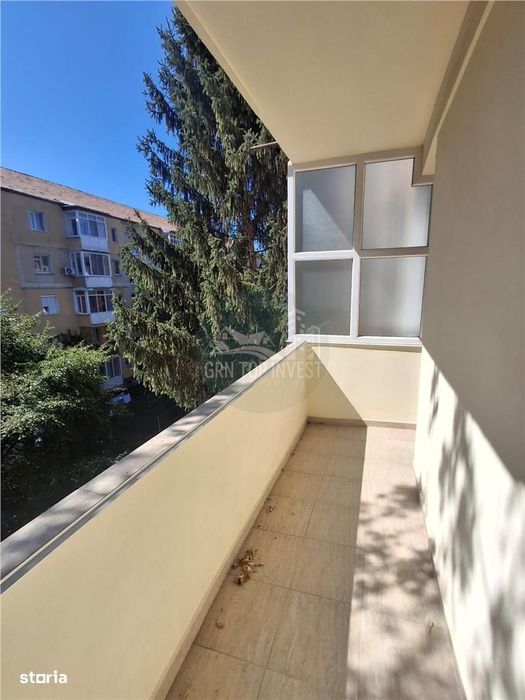 Apartament 2 camere balcon zona Cedonia