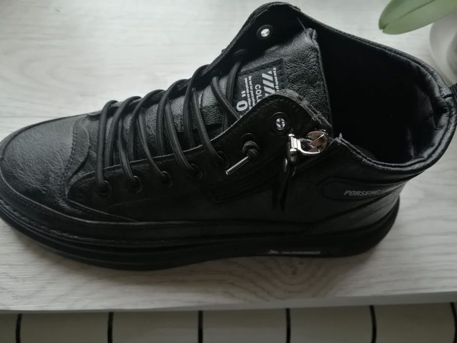 Продам Мужские ботинки