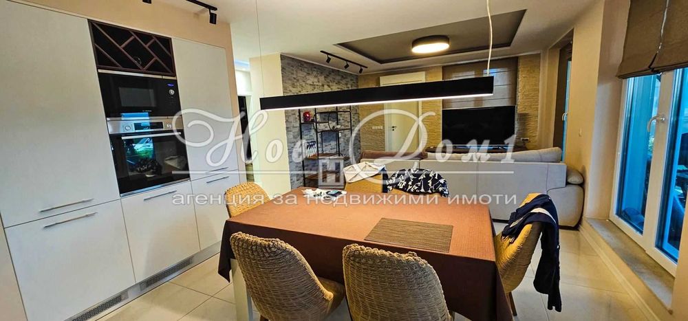 Продава се Четиристаен апартамент в Варна, м-т Зеленика - 124 кв.м за 2500 €/кв.м - Снимка #3