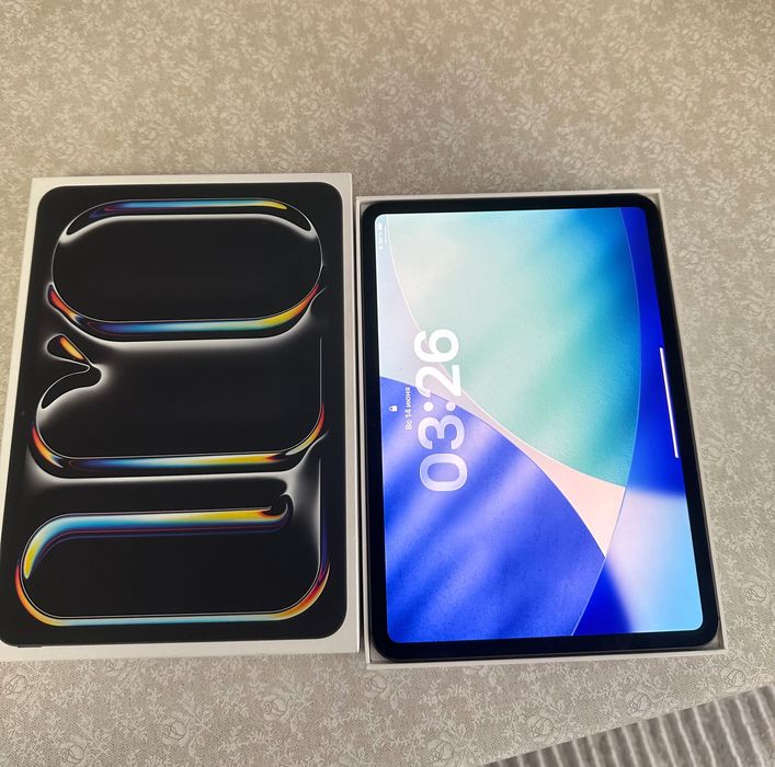 Продаю iPad m5 256 гб