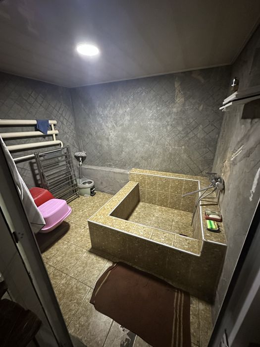 Sotiladi uchaska 1,20