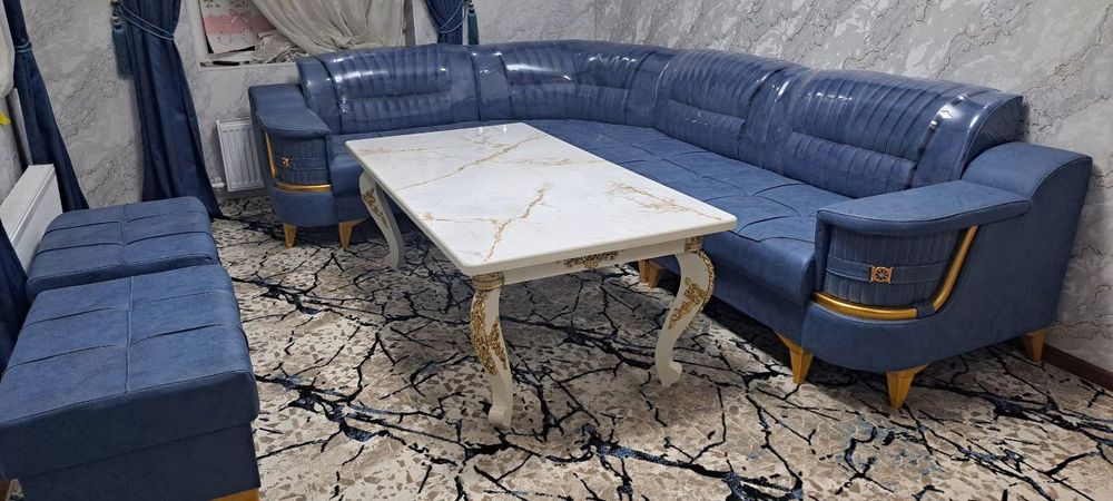 Yumshoq mebel ugaloq