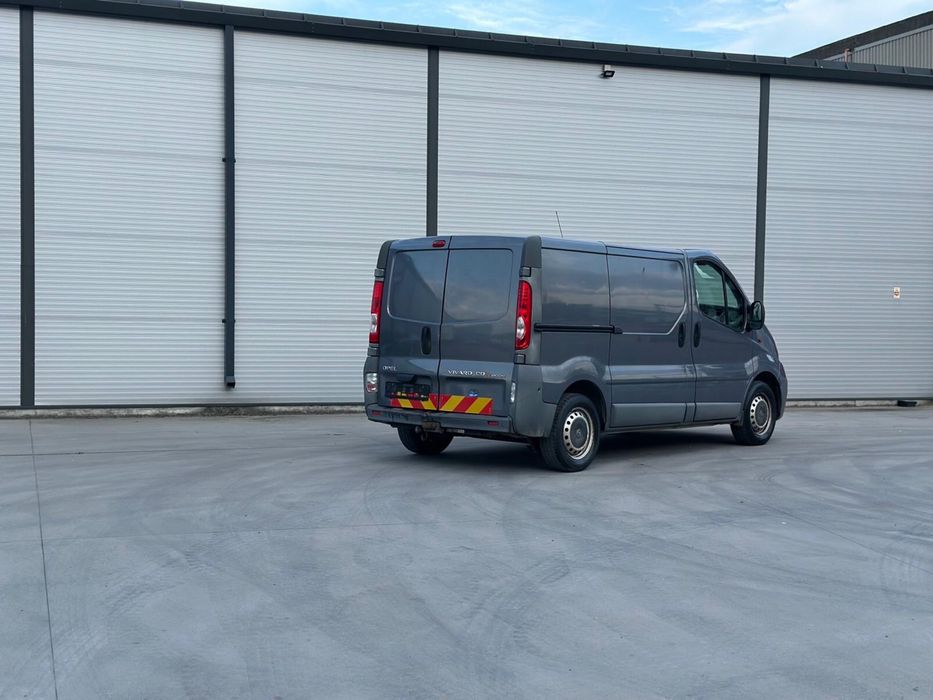 Opel Vivaro 2.0dci 2014 aer conditionat