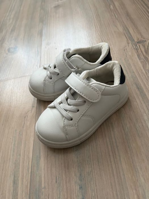 Бебешки обувки 21-22 номер
