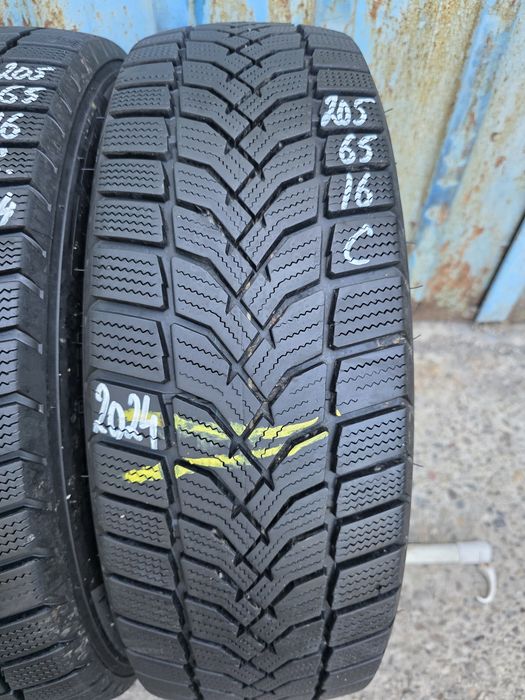 Anvelope Iarnă 205.65.16 C uri Bridgestone An 2024