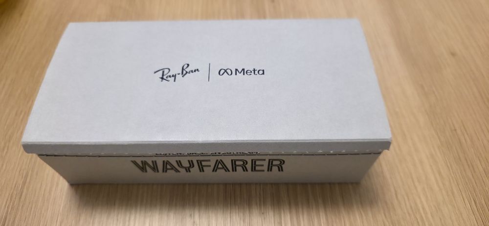 Ochelari smart RayBan Meta Mayfarer