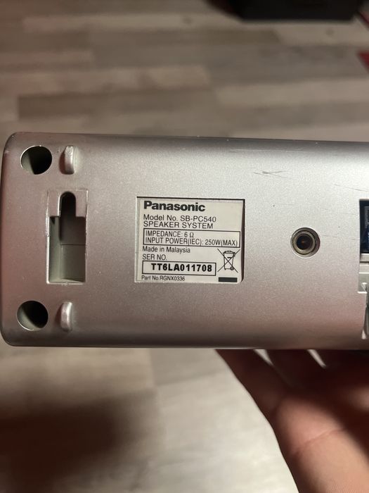 Vand set panasonic boxe se aud foarte bine preti negociabil