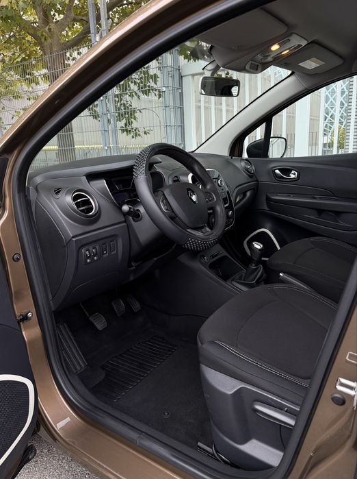 Renault Captur 2018 0.9 Tce 90CP  cu doar 75.000KM PRIMUL PROPRIETAR DE NOUA IMPECABILA