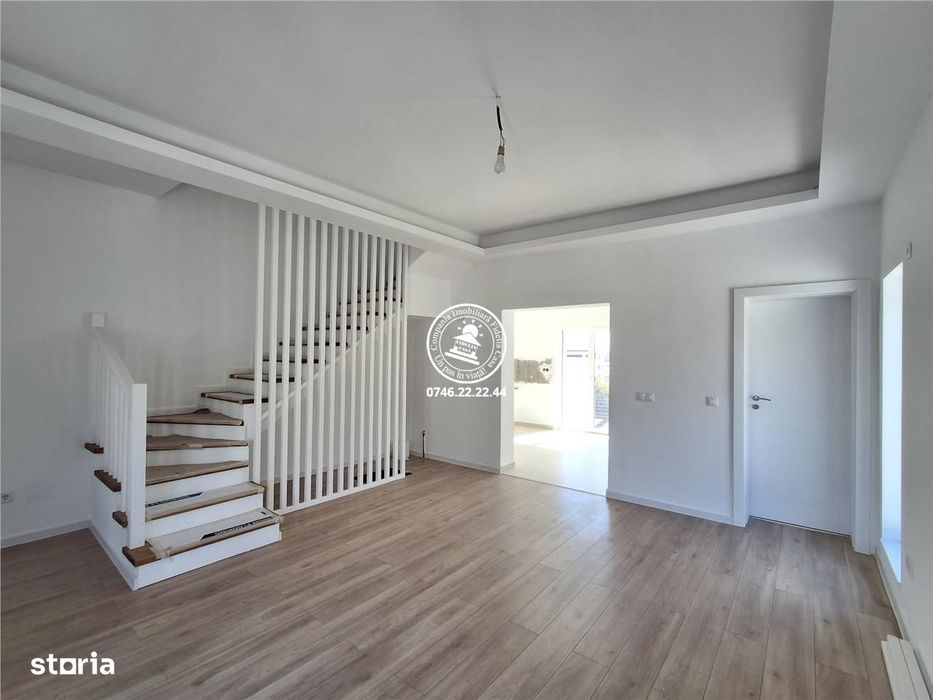Vila  de vanzare  Rediu,