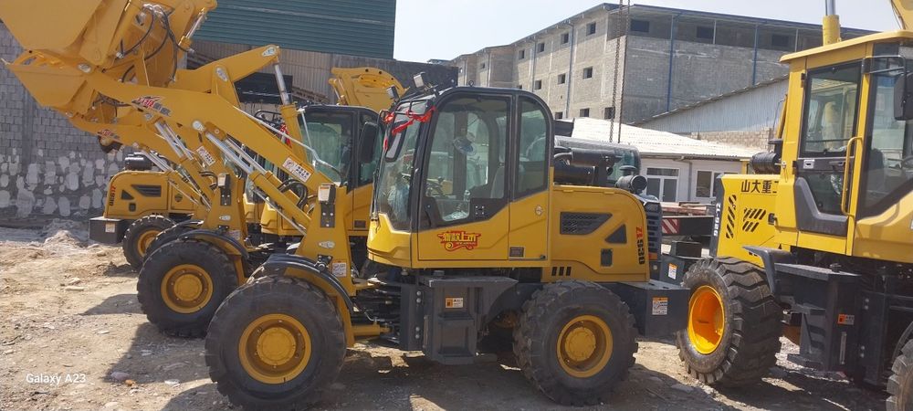 Фронтальный погрузчик 0.6м3