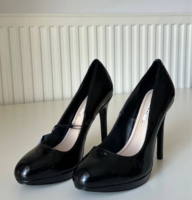 Haine ZARA cu eticheta 40 lei bucata